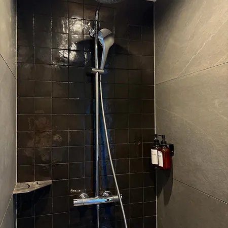 Villa Spa Strasbourg - Gorille - Spa Prive, Sauna, Borne D'arcade, Babyfoot *